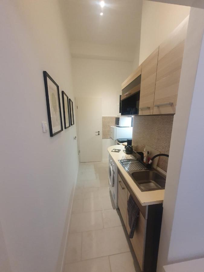 Petofi Apartment With Air Condition Budapeste Exterior foto